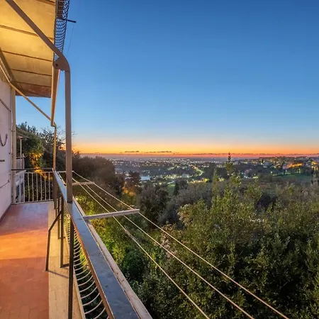 Апартаменты Belvedere Centro Di *